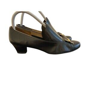 Salvatore Ferragamo Shoes‎ Womens 8 Pumps Classic Fashion Leather Black Vintage